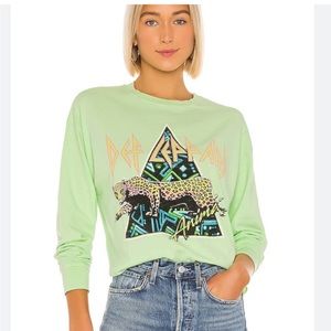 DayDreamer Def Leppard Animal Long Sleeve Crop T